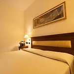 Ristorante Vecchia Vibo Hotel 3*