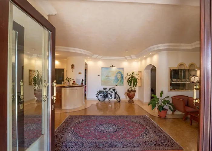 韦基亚威宝餐厅酒店