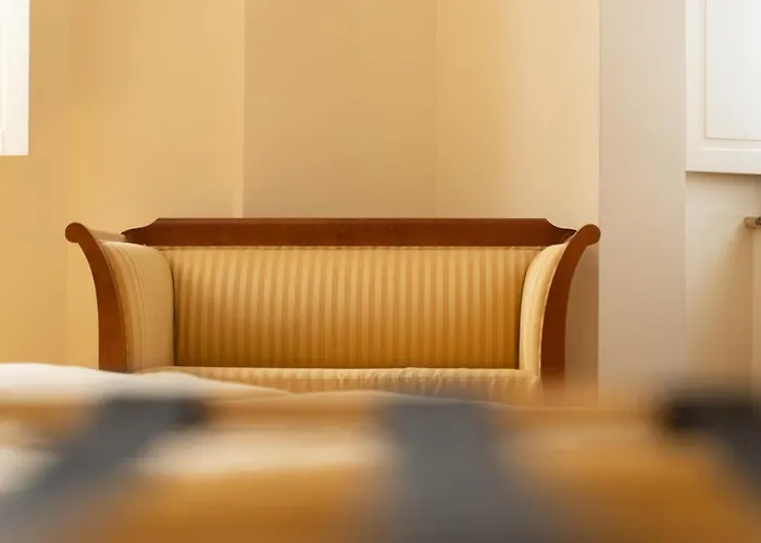 韦基亚威宝餐厅酒店 3*