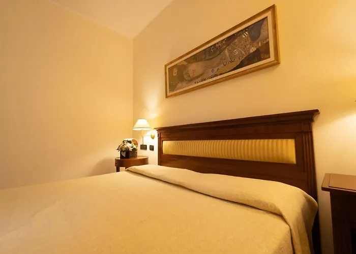 韦基亚威宝餐厅酒店 酒店 3*