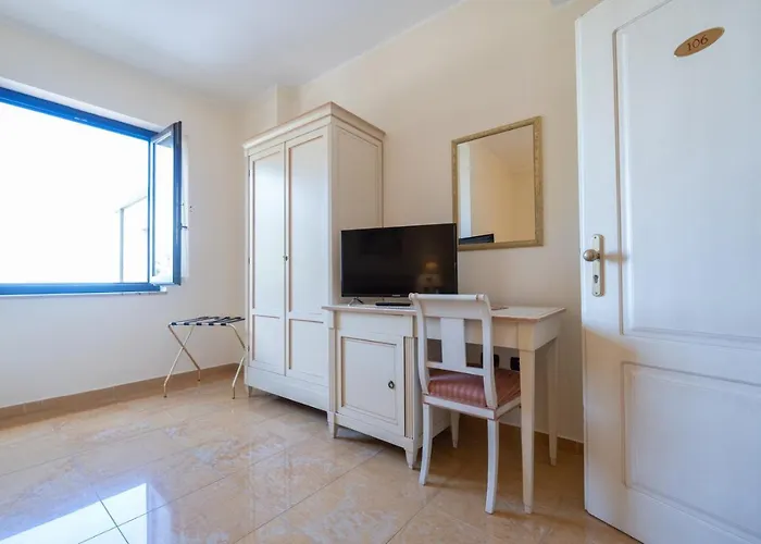 韦基亚威宝餐厅酒店 酒店 3*