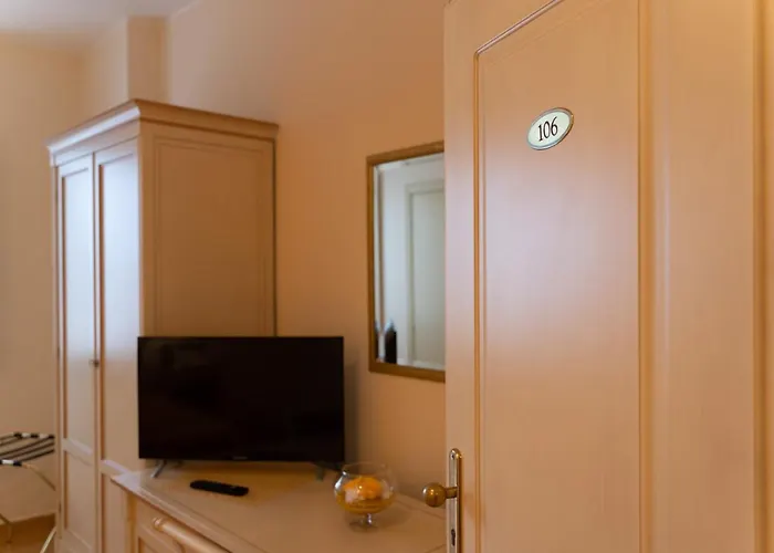 韦基亚威宝餐厅酒店 酒店 维博瓦伦蒂亚